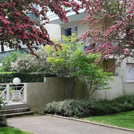 Le Chant Du Thiou : Au Calme Et Au Centre D'annecy
